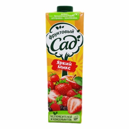 Напиток Фруктовый Сад Черноплодная рябина/яблоко/клубника/земляника 0,95л Тва